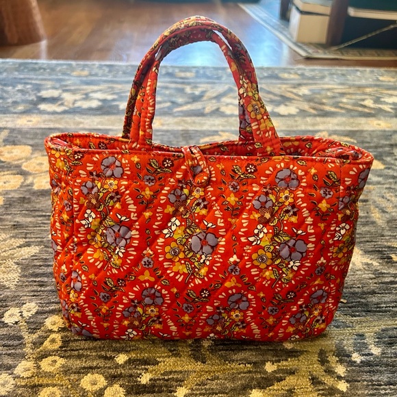 ✨Like New!✨ Vera Bradley Premium Cotton Mini Hathaway Tote, Garden Paisley - Picture 3 of 5